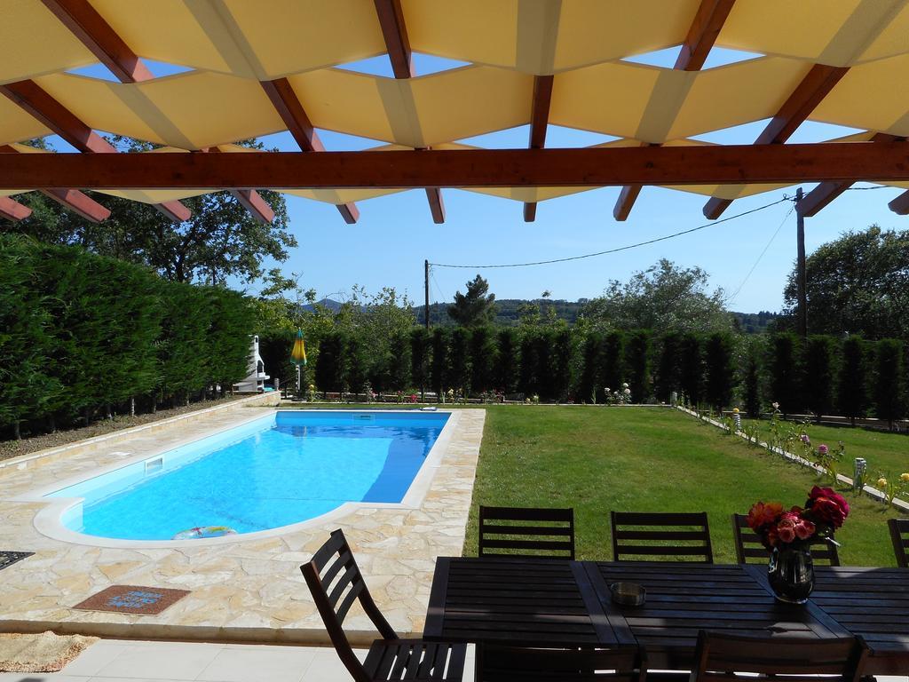 Villa Poulades Gouvia Zewnętrze zdjęcie